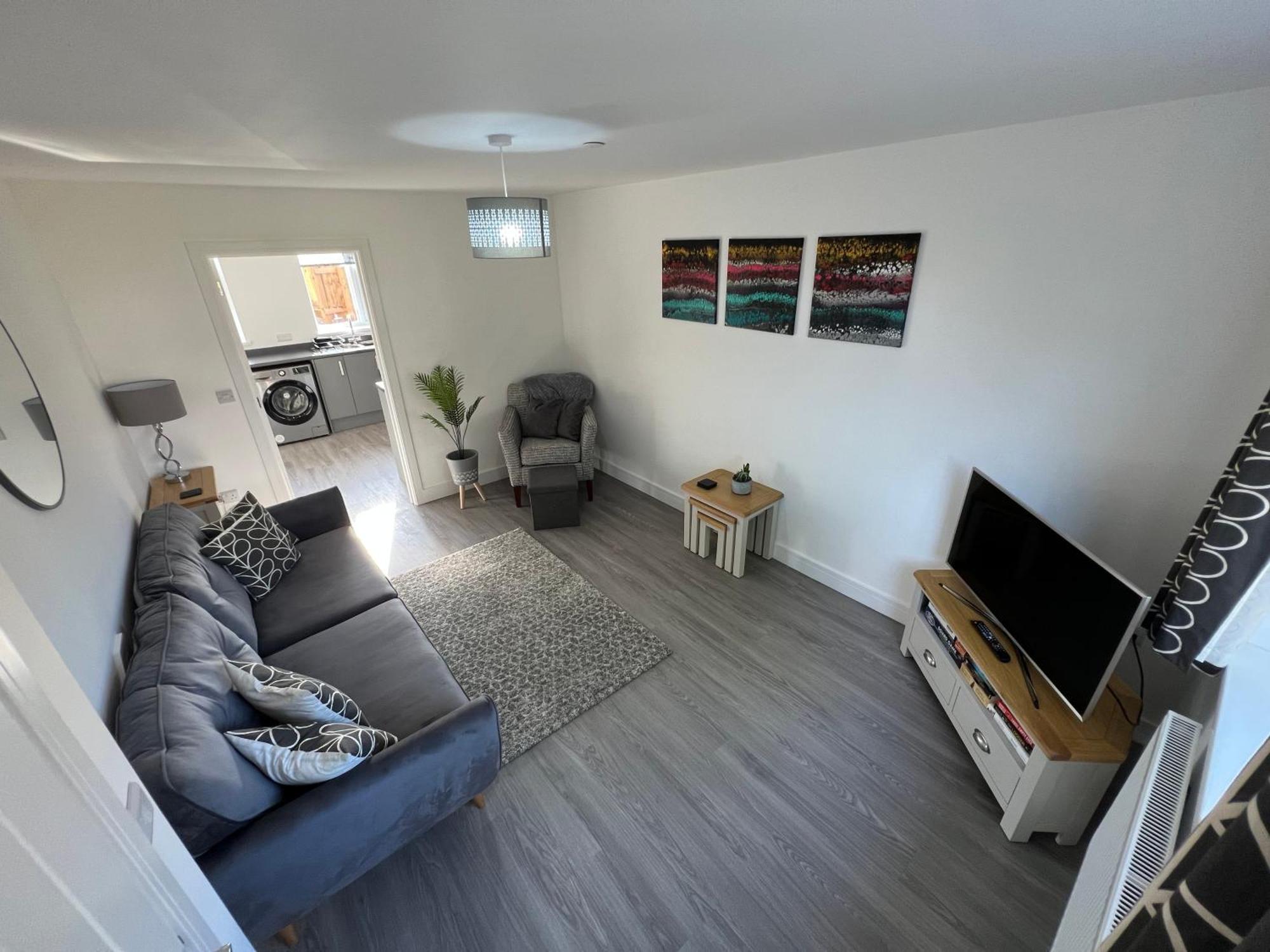 Modern, Two Double Bedroom House With Free Parking シェプストウ エクステリア 写真