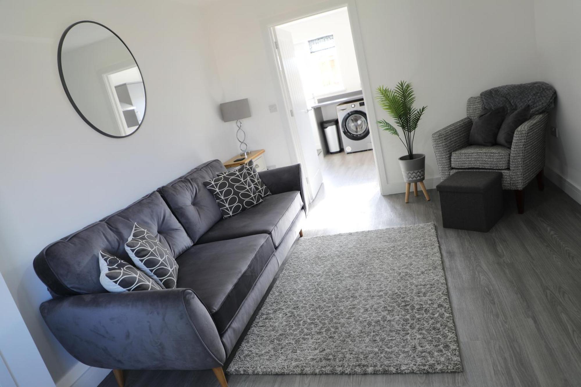 Modern, Two Double Bedroom House With Free Parking シェプストウ エクステリア 写真